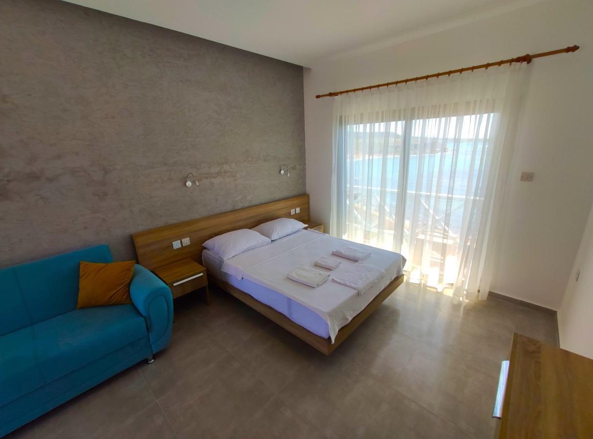 Oasis At Ayfilon Hotel Rizokarpaso Eksteriør billede